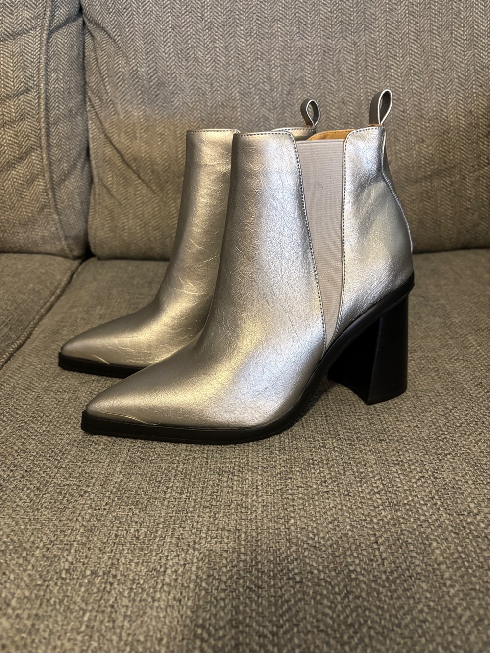 Charles by Charles David Dolores Ankle Booties Sz Woman’s 5